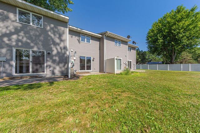 1641 Pleasant View Drive, North Mankato, MN 56003