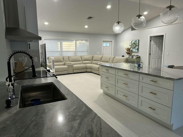 10714 Ranchipur Street, Boynton Beach, FL 33437