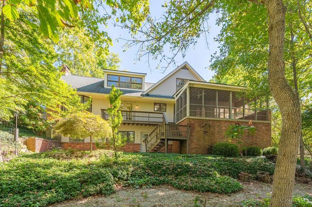 11119 Embassy Drive, Forest Park, OH 45240