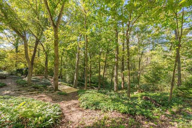 11119 Embassy Drive, Forest Park, OH 45240