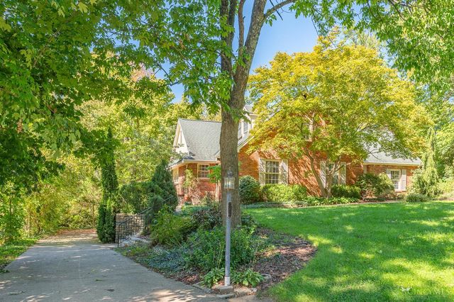 11119 Embassy Drive, Forest Park, OH 45240