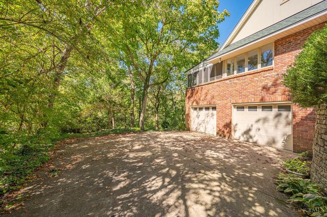 11119 Embassy Drive, Forest Park, OH 45240