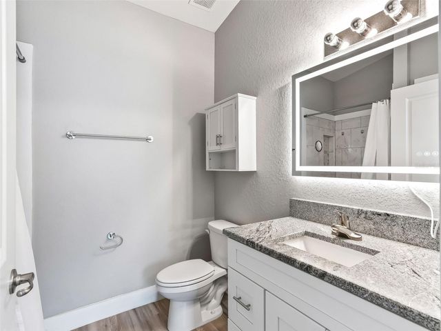 17 MAGNOLIA DRIVE, Ocklawaha, FL 32179