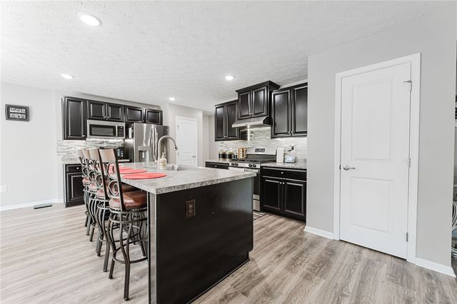 1015 Colonial Way, Dayton, OH 45424