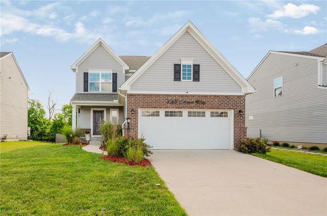 1015 Colonial Way, Dayton, OH 45424