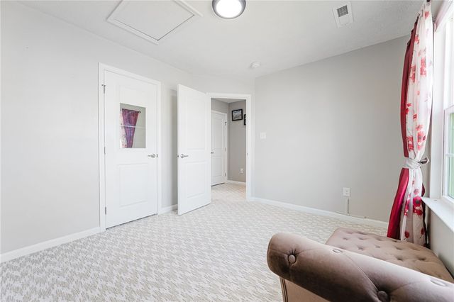 1015 Colonial Way, Dayton, OH 45424