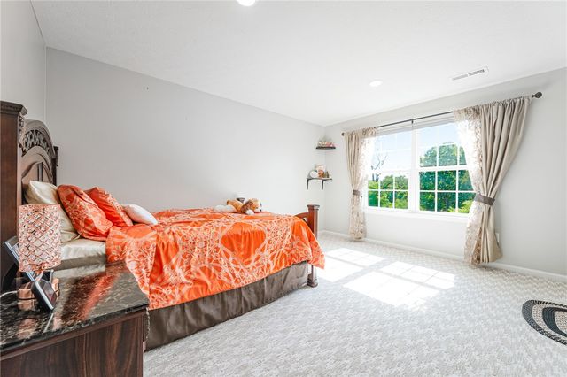 1015 Colonial Way, Dayton, OH 45424