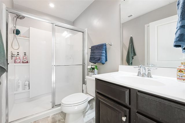 1015 Colonial Way, Dayton, OH 45424