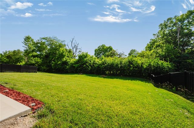 1015 Colonial Way, Dayton, OH 45424
