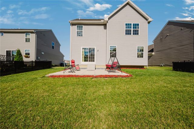 1015 Colonial Way, Dayton, OH 45424