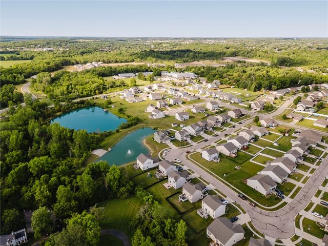 1015 Colonial Way, Dayton, OH 45424