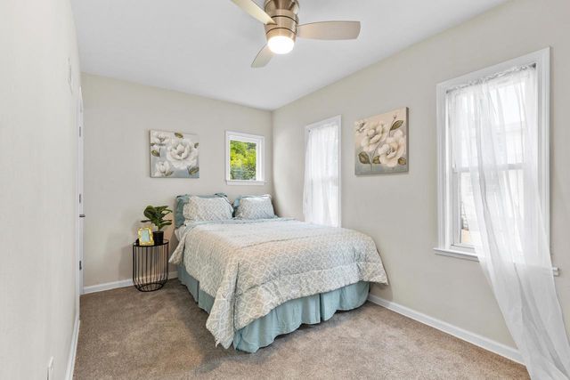 2559 S 84th STREET, West Allis, WI 53227