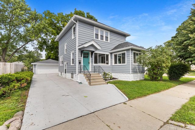 2559 S 84th STREET, West Allis, WI 53227