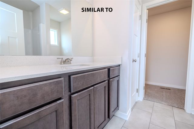 400 NE Chalet Street, Elkhart, IA 50073