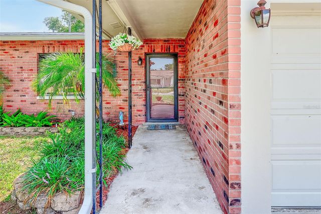 929 BRITTON STREET, Largo, FL 33770
