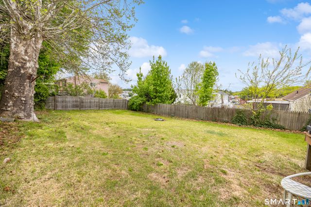 19 Cumley Street, Hamden, CT 06514