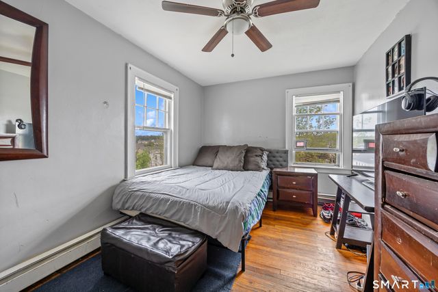 19 Cumley Street, Hamden, CT 06514