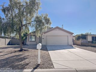 1939 E RAYMOND Street, Phoenix, AZ 85040