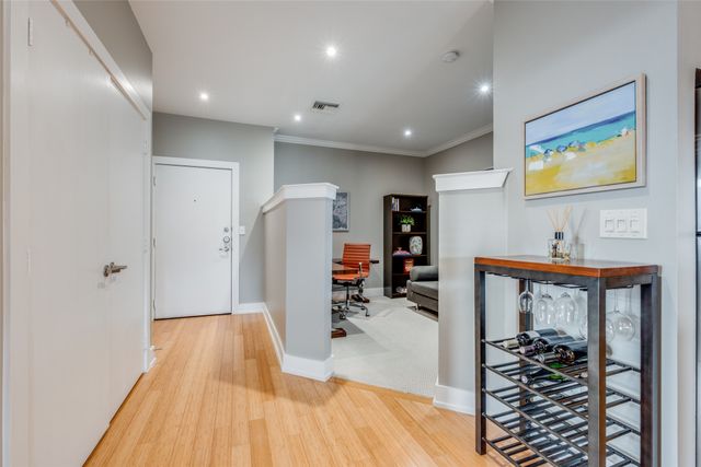 4333 Gilbert Avenue 321, Dallas, TX 75219