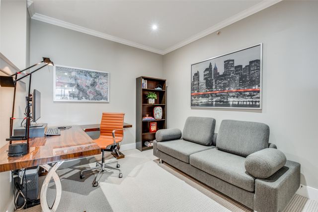 4333 Gilbert Avenue 321, Dallas, TX 75219