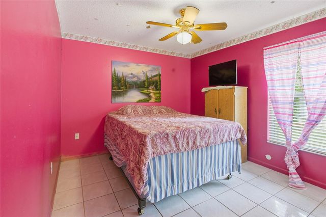 1410 PENNSYLVANIA AVENUE, St Cloud, FL 34769