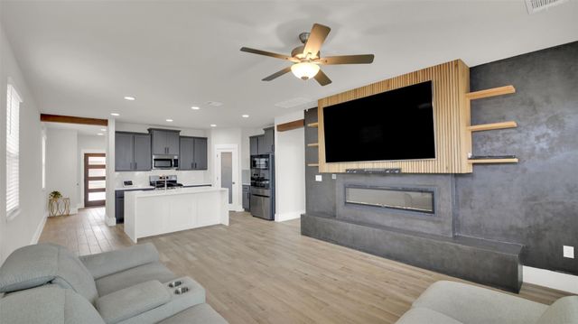 964 Pepperbark LOOP, Buda, TX 78610