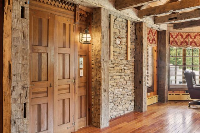 1374 Peter Pond Rd, Ashland City, TN 37015