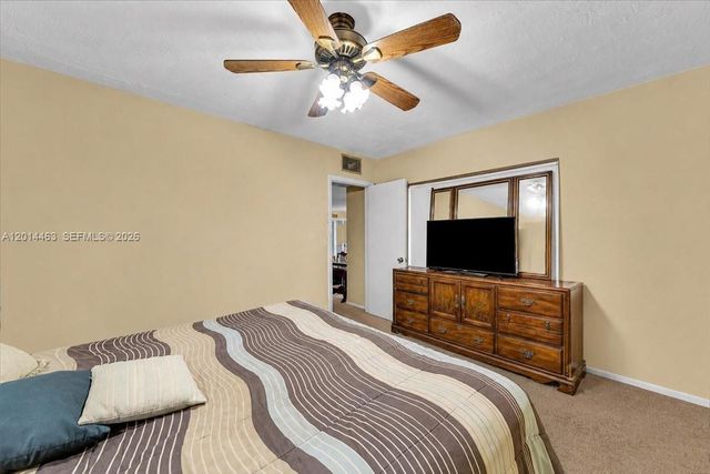 9261 SW 55th St, Cooper City, FL 33328
