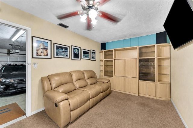 9261 SW 55th St, Cooper City, FL 33328