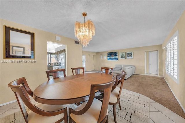 9261 SW 55th St, Cooper City, FL 33328