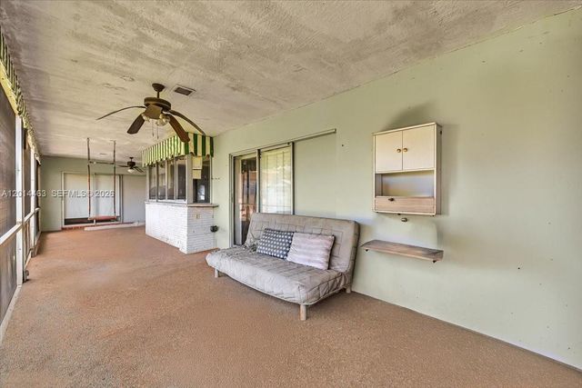 9261 SW 55th St, Cooper City, FL 33328