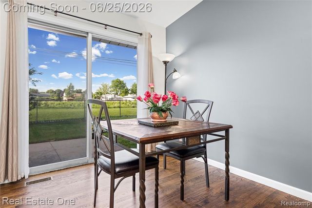 12235 Brougham Drive, Sterling Heights, MI 48312