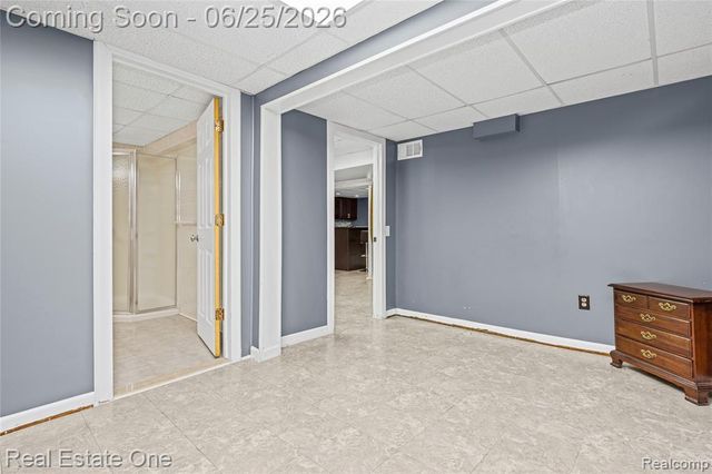 12235 Brougham Drive, Sterling Heights, MI 48312