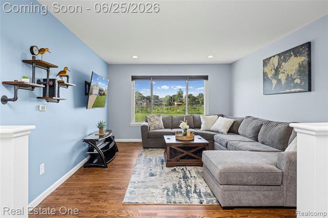 12235 Brougham Drive, Sterling Heights, MI 48312