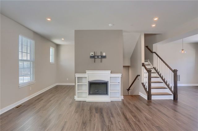 207 Amon St, Cranberry Twp, PA 16066