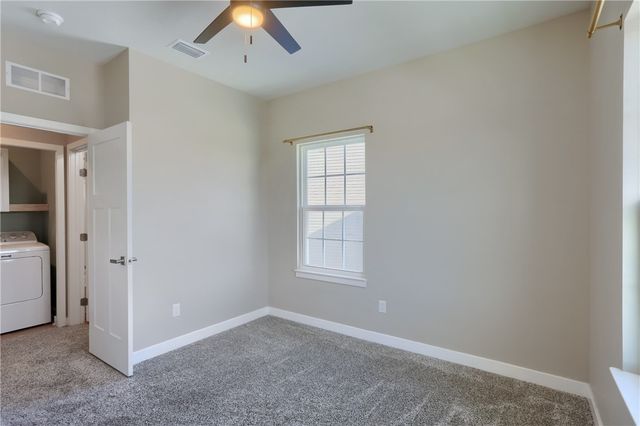 207 Amon St, Cranberry Twp, PA 16066