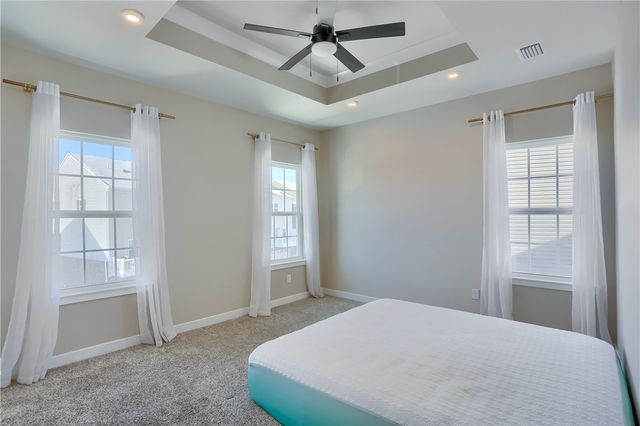 207 Amon St, Cranberry Twp, PA 16066