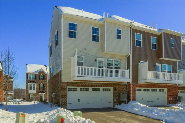 207 Amon St, Cranberry Twp, PA 16066