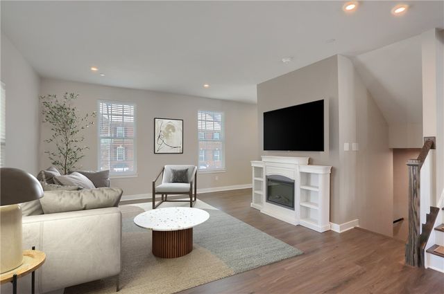 207 Amon St, Cranberry Twp, PA 16066