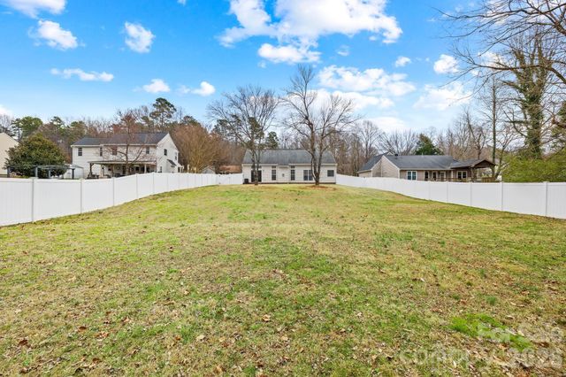 161 Bradford Glyn Drive, Mooresville, NC 28115