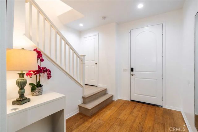 320 Bronze, Irvine, CA 92618