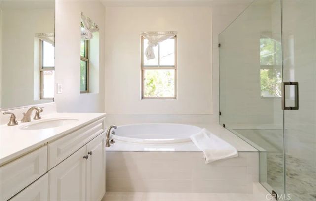 320 Bronze, Irvine, CA 92618