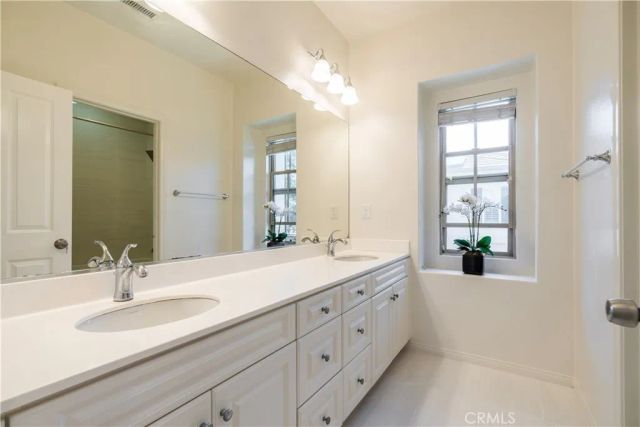 320 Bronze, Irvine, CA 92618