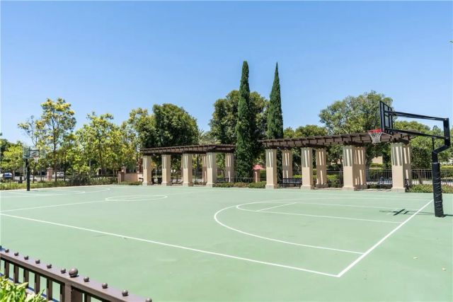 320 Bronze, Irvine, CA 92618