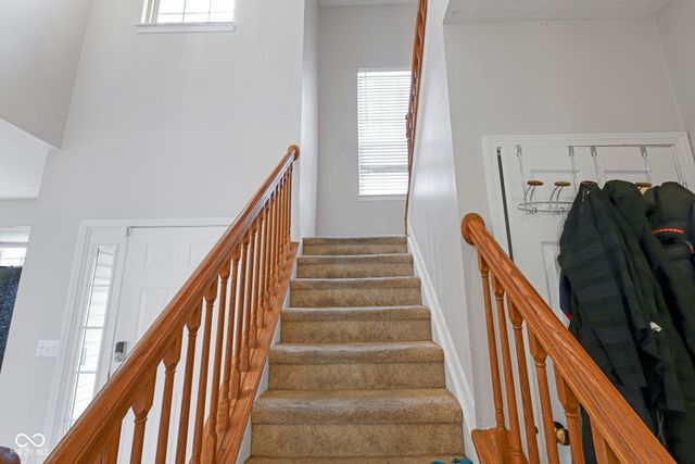 8859 Delaney Drive, Fishers, IN 46038