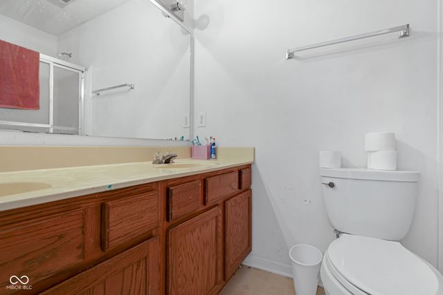 8859 Delaney Drive, Fishers, IN 46038