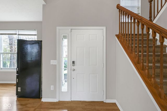 8859 Delaney Drive, Fishers, IN 46038