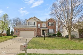 8859 Delaney Drive, Fishers, IN 46038