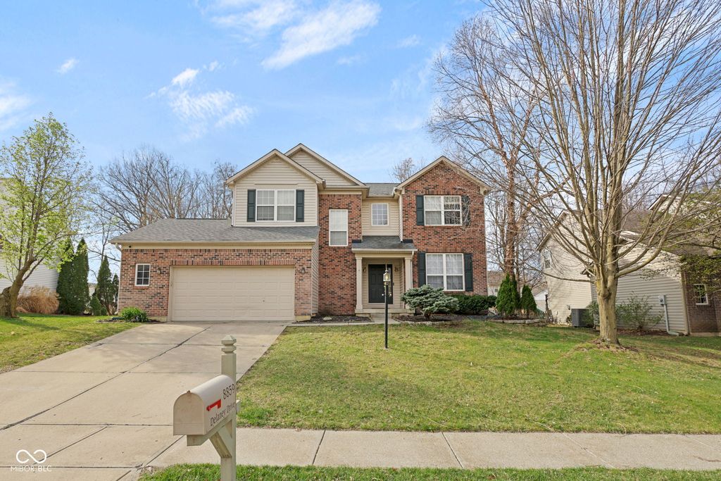 8859 Delaney Drive, Fishers, IN 46038
