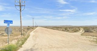 39060 E 230th Street, Palmdale, CA 93591